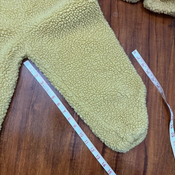 Winnie The Pooh Disneyland Sherpa Outfit Size Kids 2-4T - Picture 11 of 12